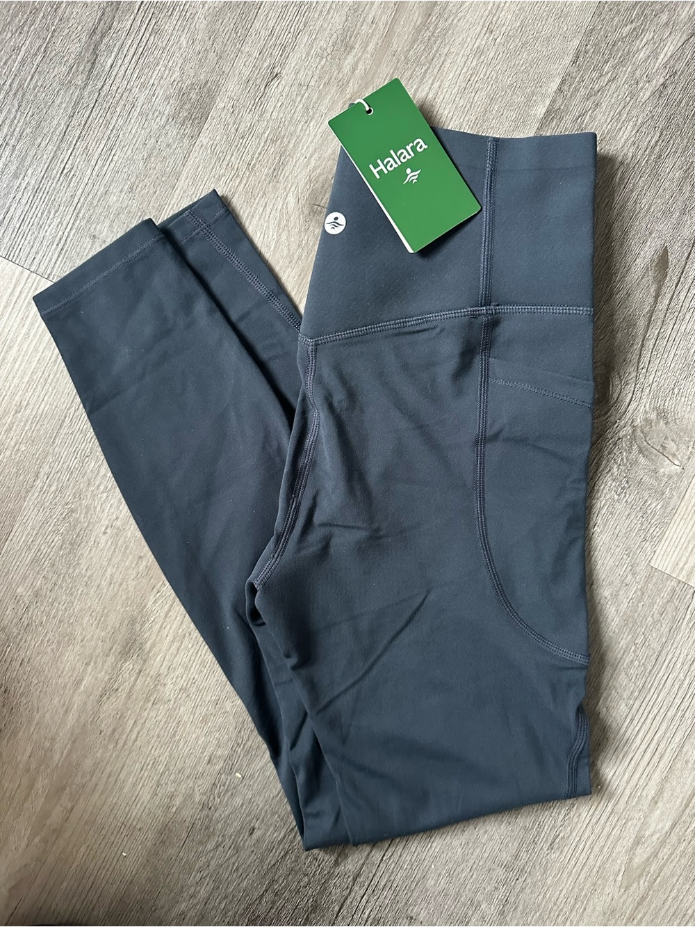 ✨ NWT Halara Ultra Sculpt Butt Lifting Navy Leggings